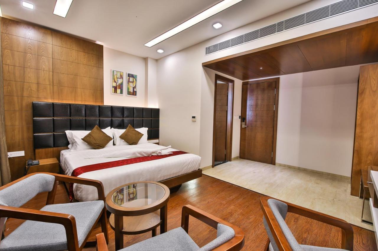 The Royal Grand Hotel Karur  Exterior photo